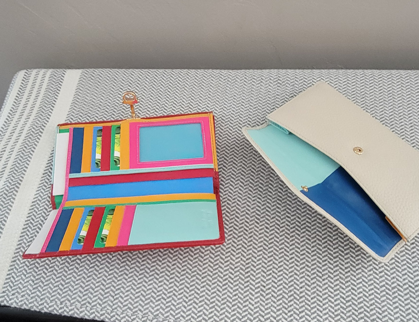 Colorful Vera Pella large wallet