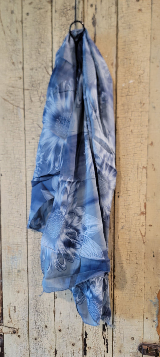 Light weight scarf